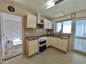 Photo 7- click for photo gallery